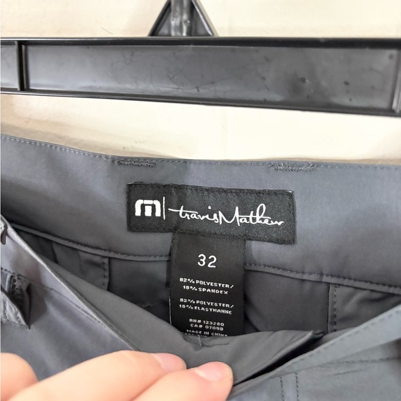 Travis Mathew blue performance golf lightweight pants size 32 new - Picture 2 of 6